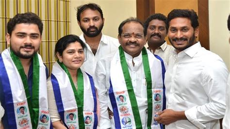 Big Shock To Tdp Coastal Tdp Leaders Joined In Ysrcp కోస్తాలో