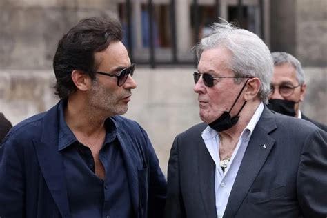 Alain Delon Porte Plainte Contre Son Fils Superstars Blog