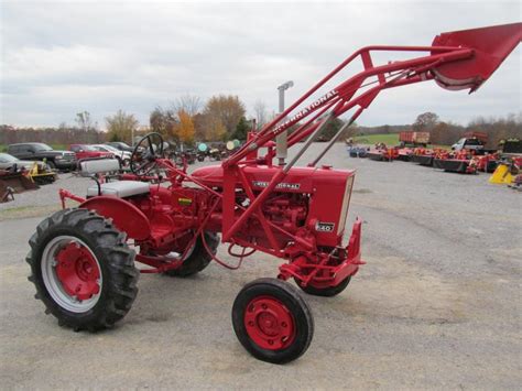 international farmall  tractor wloader cultivators  point