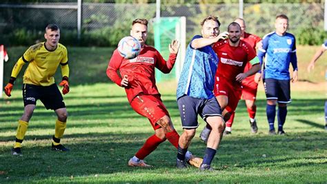 Fu Ball Bezirksliga Tsv Rsk Hat Zu Wenig Entgegenzusetzen Fu Ball In