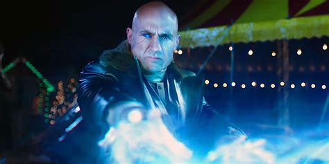 Shazam Editor Reveals Sivana Scene Was Majorly Changed In Reshoots