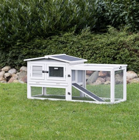 Trixie Insulated Outdoor Rabbit Hutch Ideal For Cold Weather Secure