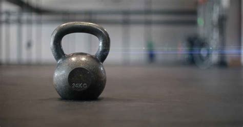 Easy-to-follow HIIT kettlebell workout for beginners • Views From Here