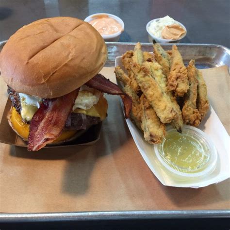 This Ultimate Burger Bucket List In Louisiana Will Make Your Mouth