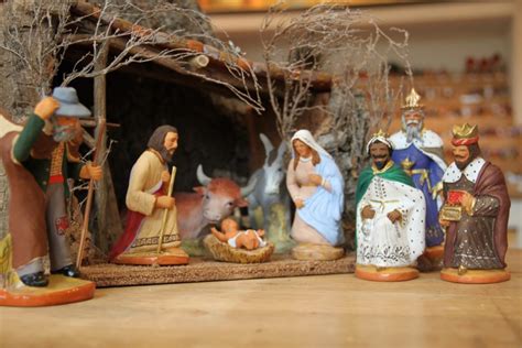 La Crèche De Noël Santon De Provence 2024 Un Voyage Traditionnel Au