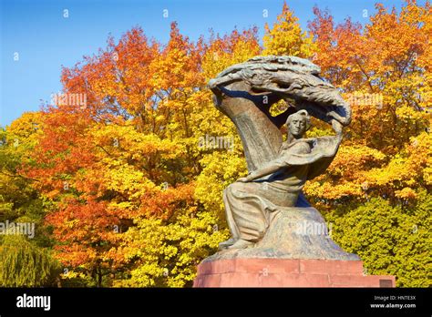 Chopin monument in Lazienki Park Frédéric François Chopin polish