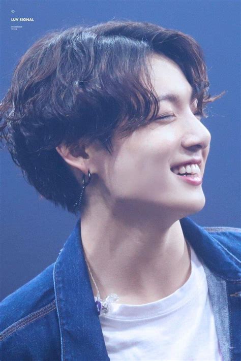 His Smile Bun Is So Sweet Jungkooklonghair Jungkook Long Hair 2019