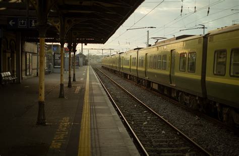 Green Train on Railway · Free Stock Photo