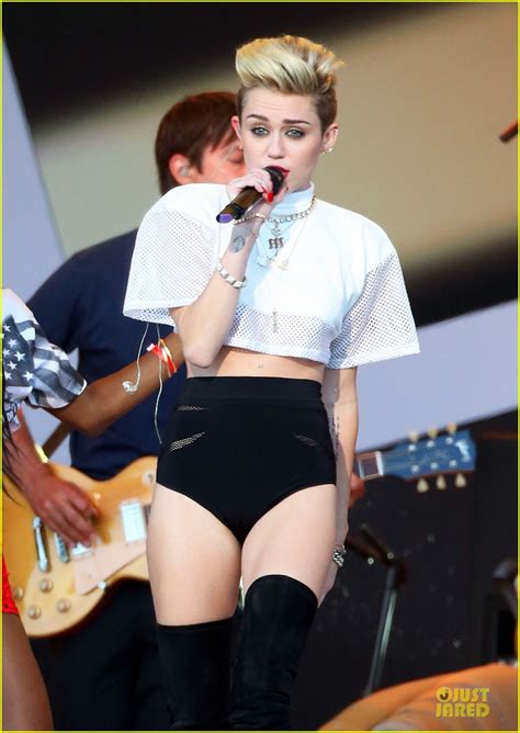 Miley Cyrus: 'Jimmy Kimmel Live' Performance - Watch Now!: Photo ...