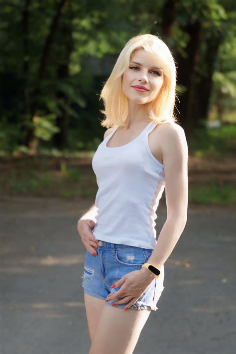ID Alyona From Cherkasy Ukraine Years Old Blonde Blue Eyes