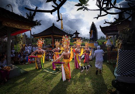 The Legend Of The Batukaru Temple Balicasa Properties