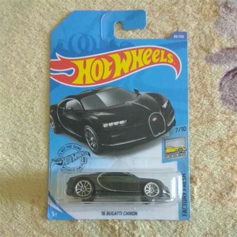 Hot Wheels Bugatti Chiron Factory Fresh Hw Exotics Shopee Malaysia