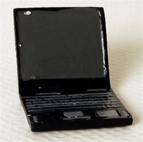 Dollhouse Miniature Laptop – 1:12 Scale – All About Miniatures