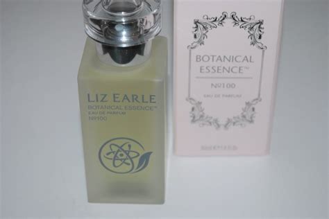 Liz Earle Botanical Essence No 100 Review - Really Ree