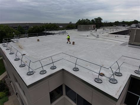 Safety Rails For Flat Roofs at Michael Matus blog