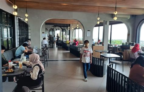 Ideologist Cafe Semarang Harga Menu Jam Buka Dan Lokasi