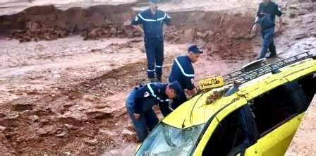 Alg Rie Crues Meurtri Res Cinq Personnes Mortes Dans Un Taxi