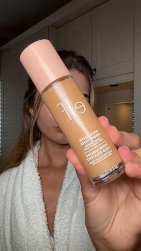 E L F Halo Glow Liquid Filter Complexion Booster For A Glowing Soft