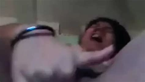 Hot Girl Teasing Fingering Pussy On Webcam XHamster