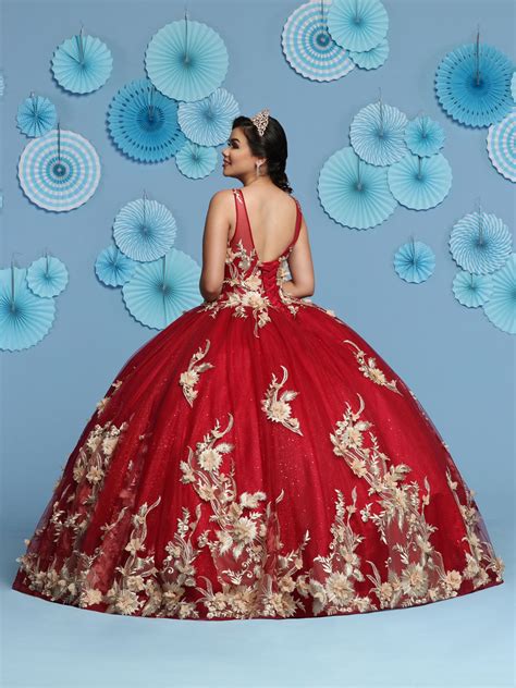 Quinceanera Dresses & Sweet 15 Collection | Q by DaVinci | Lace ball