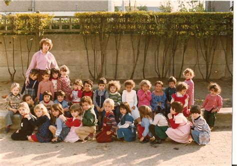 Photo De Classe Maternelle Moyen De Ecole Lazare Goujon