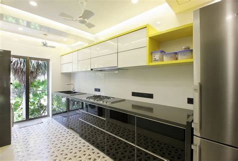 Lacquered Glass Modular Kitchen In Bhiwandi Id