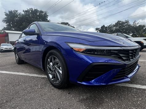 Hyundai Elantra - Easy and Hassle Free Cash Car Rental