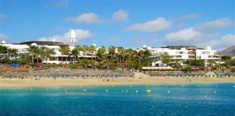 Playa Dorada, Lanzarote: Beach Info, Weather & Nearby Things to Do