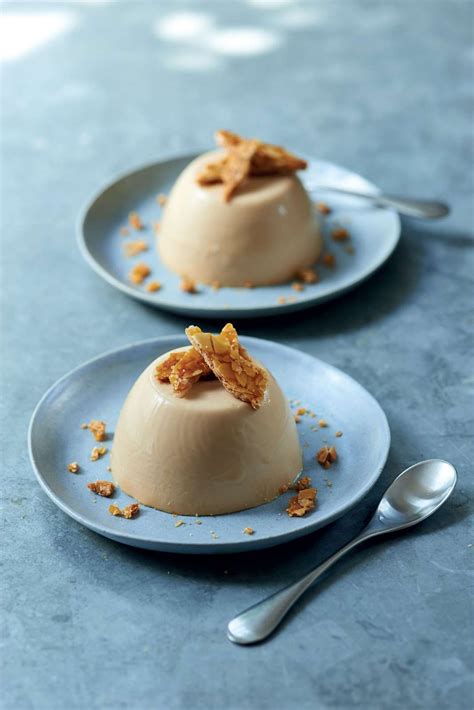 Caramel Pannacotta With Nutty Croquant Receta