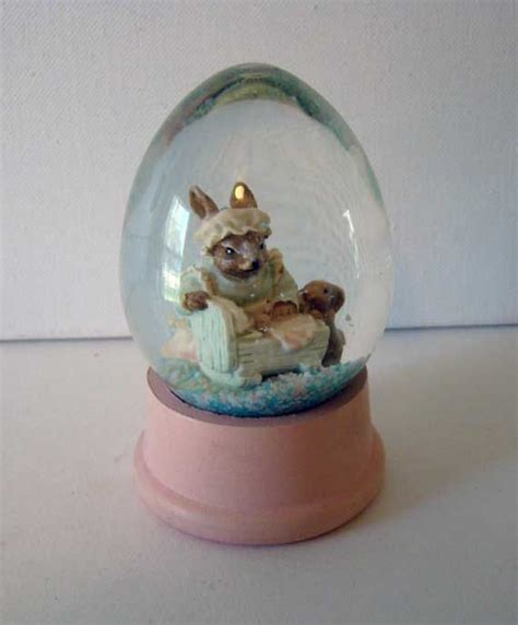 Vintage Bunny Snow Globe