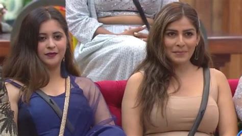 Bigg Boss Marathi 3 एकीकडे गायत्री करतेय प्रेम व्यक्त तर दुसरीकडे