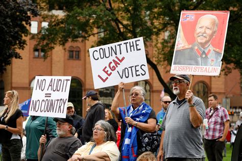 DEF CON Voting Village takes on election conspiracies, disinformation