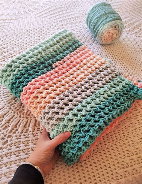 Ravelry Zigzag Waffle Blanket By Lisa Van Klaveren In 2024 Crochet