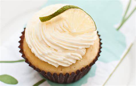 Lime Drizzle Cupcakes Baking Recipes Goodto