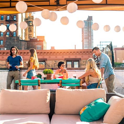 Palets en terrazas Consigue una terraza de ensueño Servei Estació