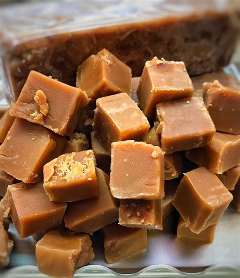 Toffee Chunk Fudge Cocoa Bala