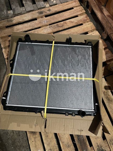 Toyota Hilux Revo Radiator In Boralesgamuwa Ikman