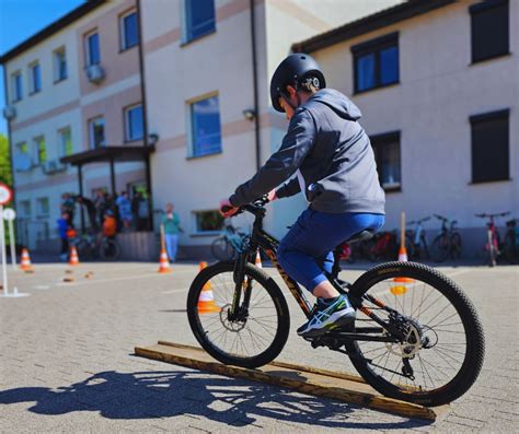 Karta Rowerowa Pierwszym Prawem Jazdy Aktualno Ci Wydzia Ruchu