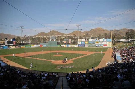 23 Fun Things to Do in Lake Elsinore (CA) - The Tourist Checklist