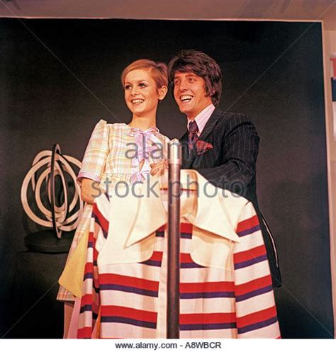 TWIGGY UK Model With Her Manager Boyfriend Justin De Villeneuve In