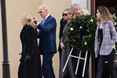 For Biden family, the holidays are both somber and celebratory - The ...