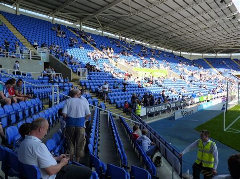 Reading FC – The Madejski Stadium – Gibbo's 92