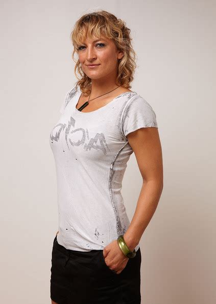 Zoe Bell Hot Hd Wallpapers Sports Updates