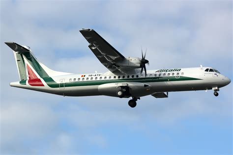 Sempre In Aria Volo Alitalia Costretto Ad Un Atterraggio Di Emergenza