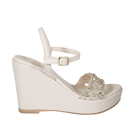 Woman S Sandal In Nude Leather With Strap Rhinestones Platform And