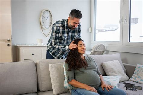 Pregnancy Massage Pictures Download Free Images On Unsplash