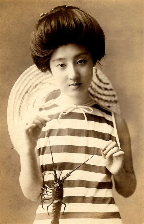 Female Fashion Photographers ~ 37 Rare Color Photos Of Young Japanese Girls Posing In Bathing