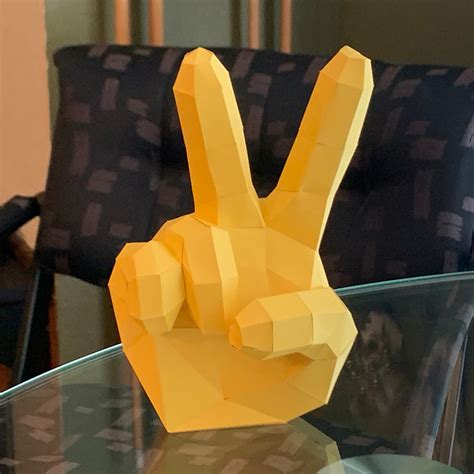 Emoji inspired Hand - Peace Sign - Victory - DIY Low Poly Paper Model ...