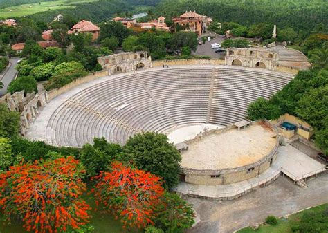 Altos de Chavon Amphitheater - Properties in Casa