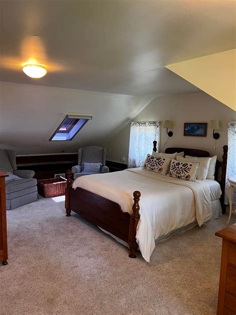 Pine Croft Cottage hidden gem Berea KY - STOCKPILING MOMS™